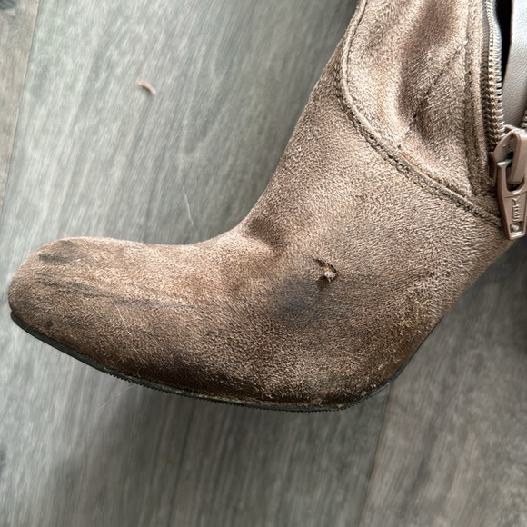 Suede Over the Knee Boots - Picture 5 of 7